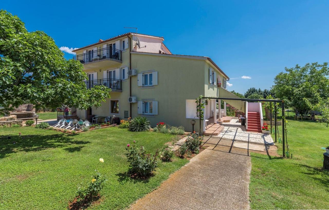 Apartments Stanko Fazana Luaran gambar
