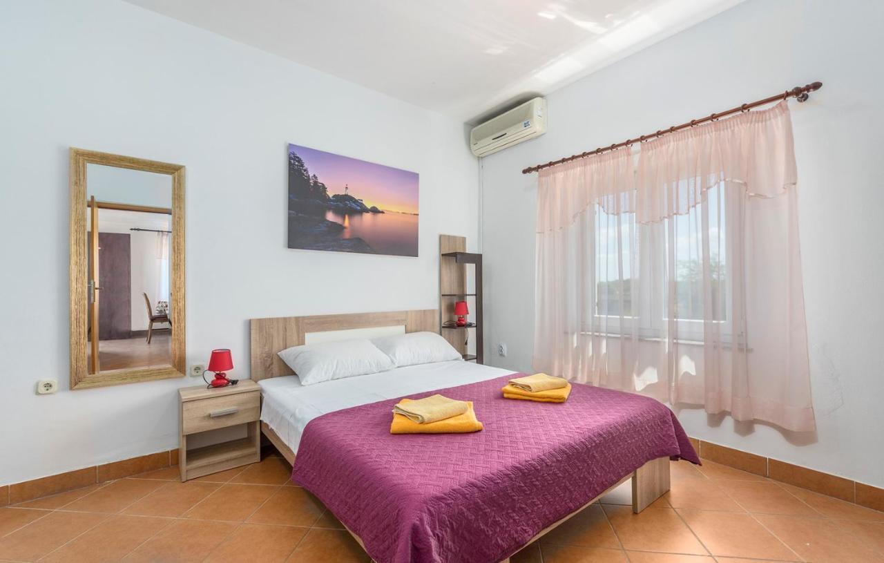 Apartments Stanko Fazana Luaran gambar