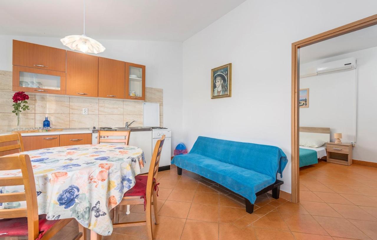Apartments Stanko Fazana Luaran gambar