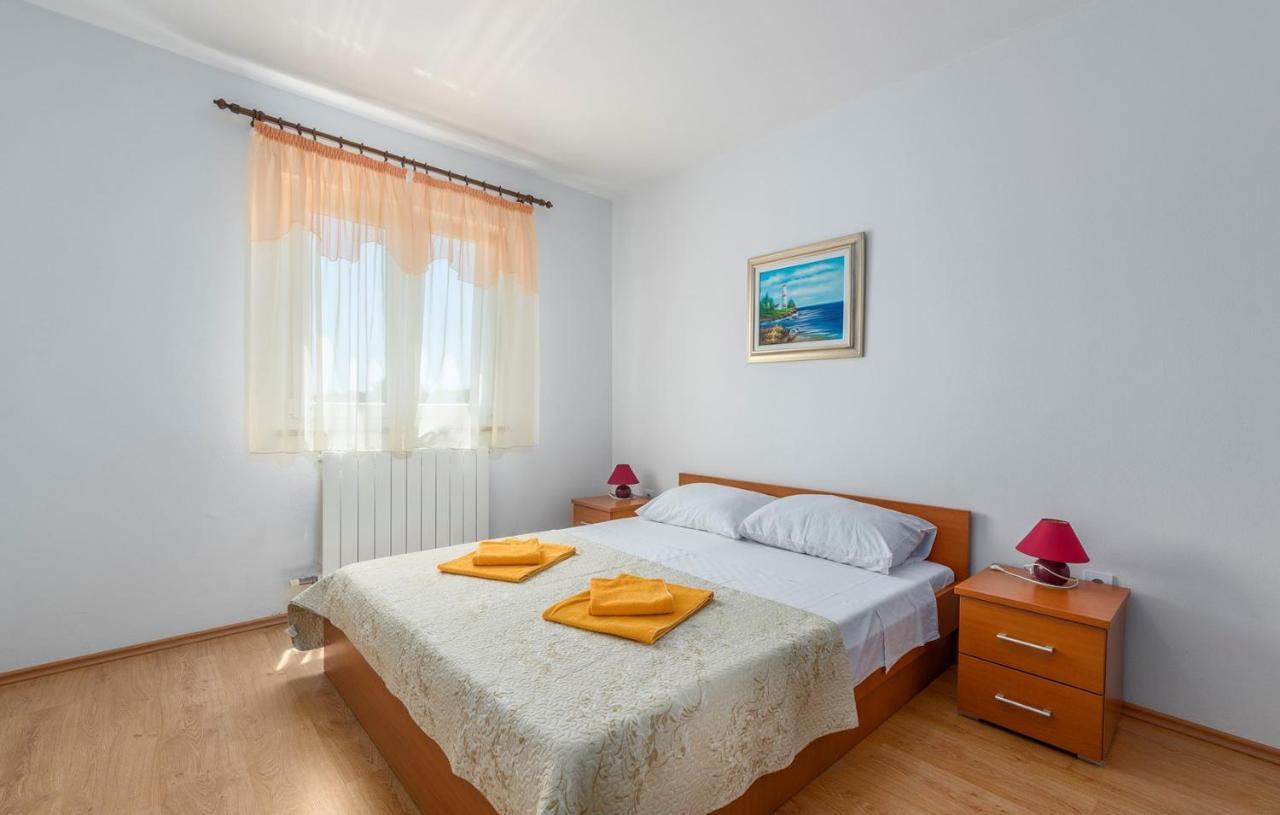 Apartments Stanko Fazana Luaran gambar